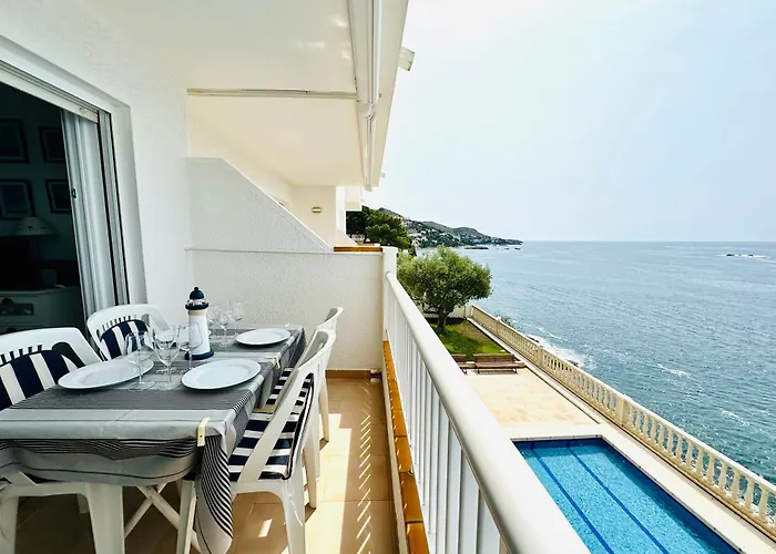 아파트 Mediterraneo B 2-6 2048 *